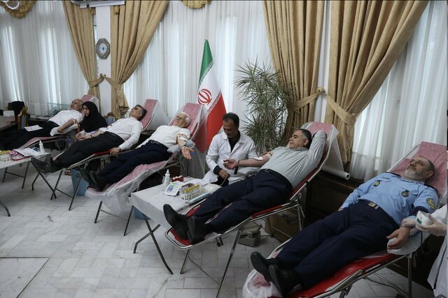 ابراز همدردی اعضای هیئت دولت با مجروحان حادثه بندرشهید رجایی + عکس