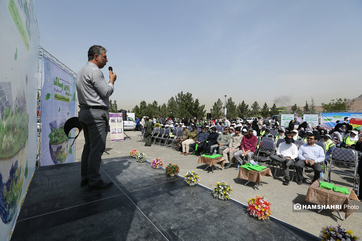 اجرای نخستین برنامه پاکسازی همگانی پایتخت در بوستان نرجس خاتون