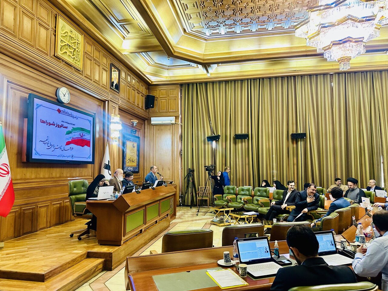 شورای شهر با حضور فرماندار