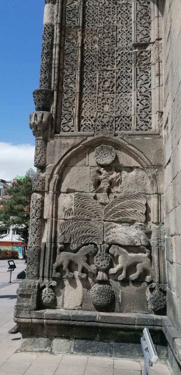 ارض روم؛ ملک ترکیه و همسایه ایران