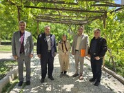 خانه خانم معلم کلاس درس می‌شود