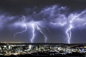 کاهش ۶ درجه‌ ای هوا در نیمه شمالی کشور از فردا | احتمال آب گرفتگی معابر در ۷ استان 