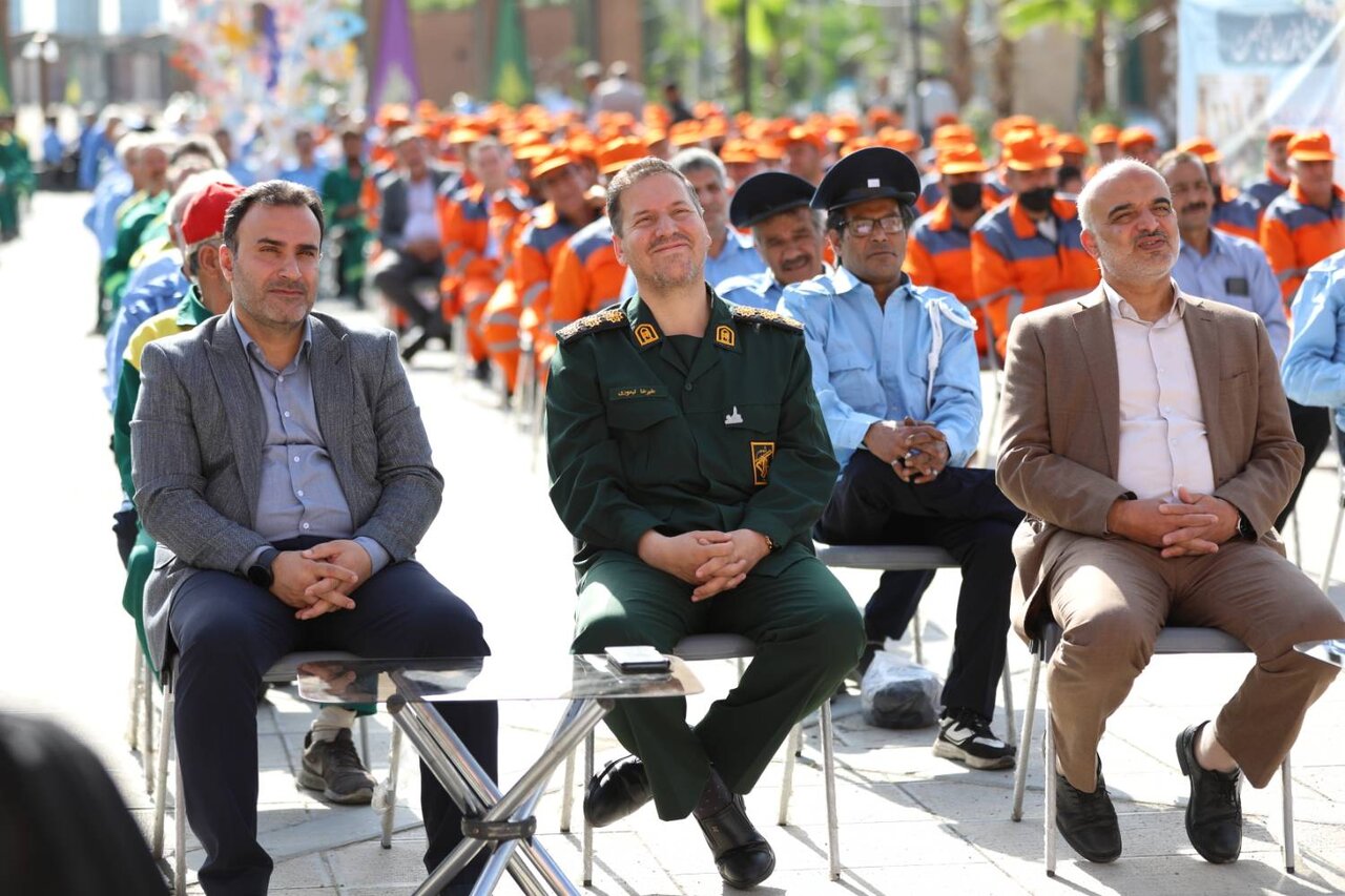 تجلیل از سرمایه‌های جاویدان شهر در باغ راه حضرت فاطمه(س)