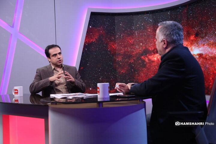 مجله ی دانستنیهای علمی