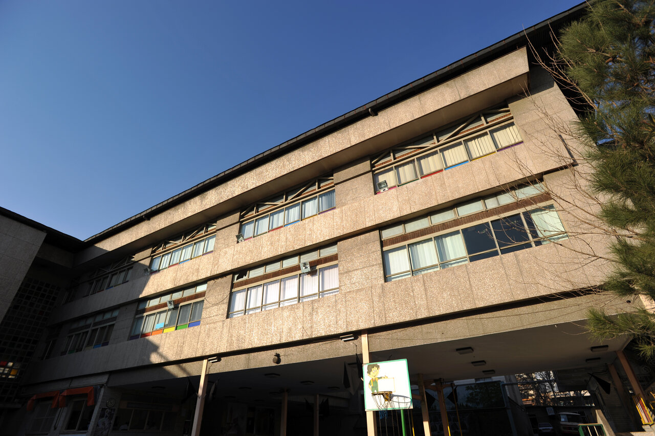 آموزگاران فراموشنشدنی شهر | کدام مدارس تهران را به معلم های معروفشان می شناسند؟