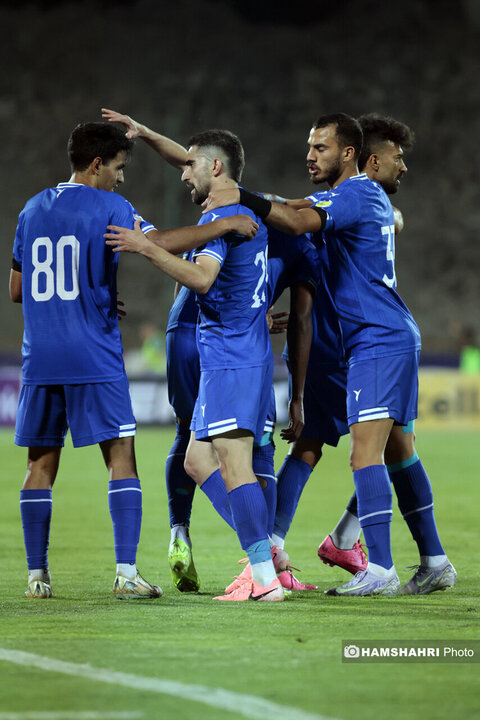 تصاویر بازی فوتبال استقلال 5- آلومینیوم اراک 1