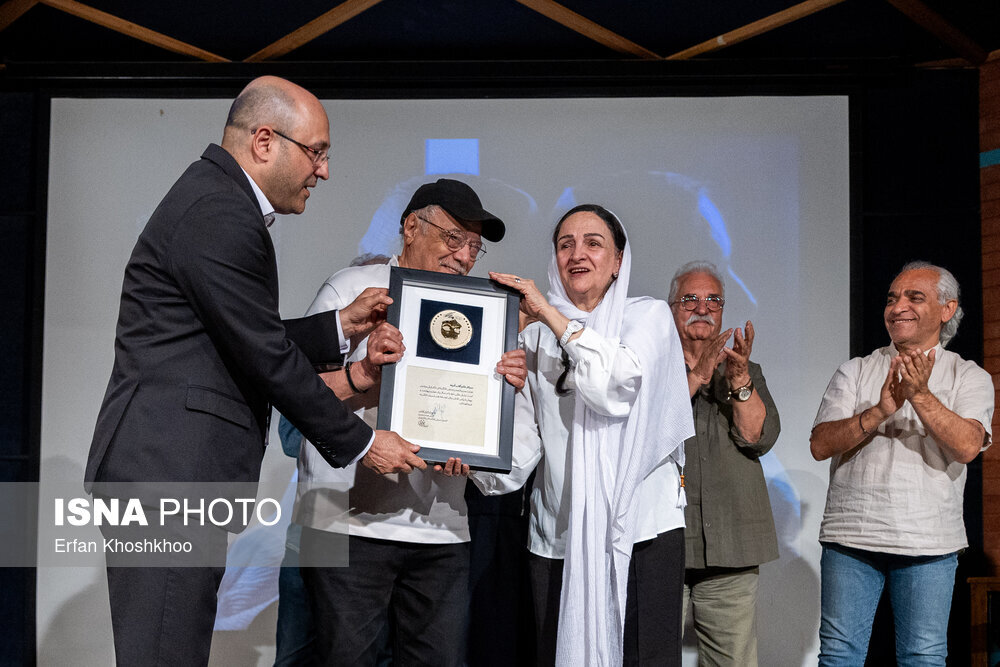 استایل جدید بهنوش طباطبایی و مازیار لرستانی | در شب نکوداشت گلاب آدینه چه گذشت؟