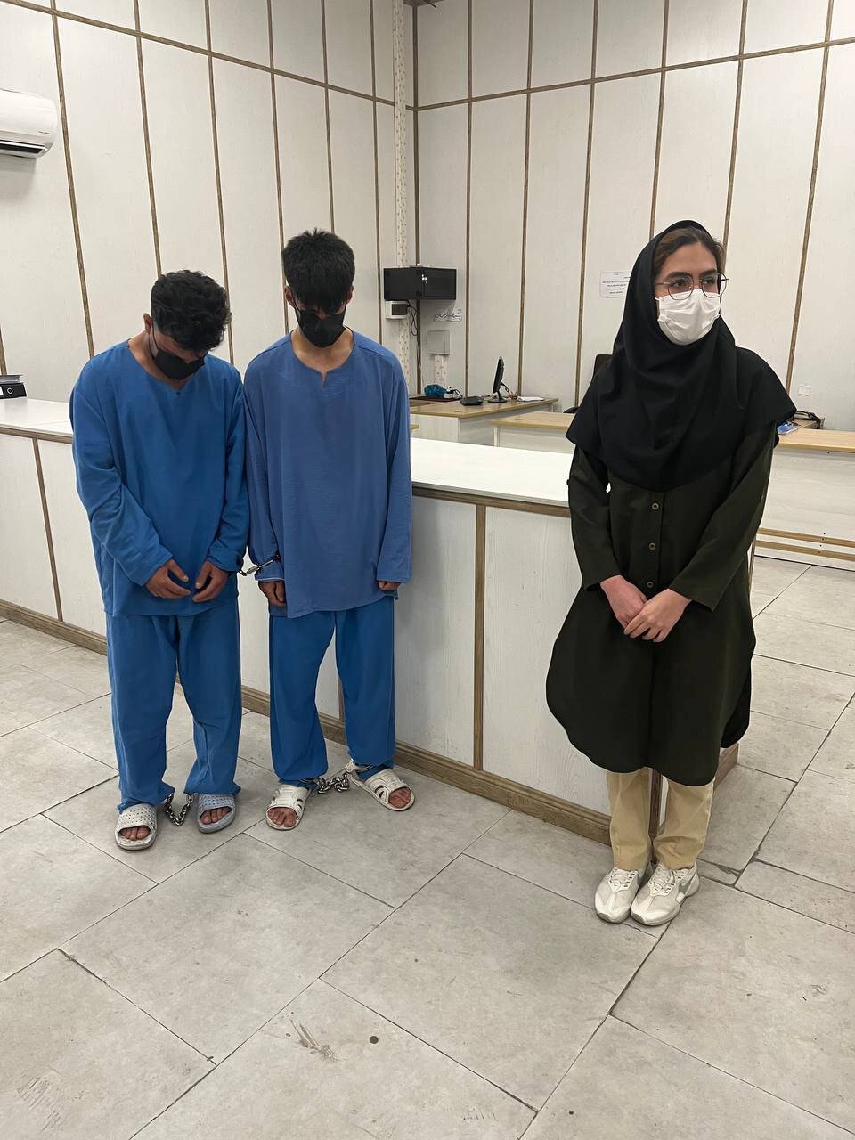 دستبند به دست سارقان تلفن همراه دانشجوی دانشگاه شهید بهشتی + ویدئو