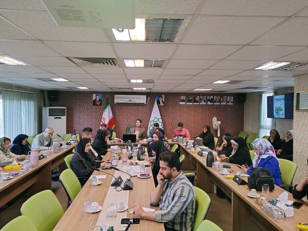 آموزش محیط زیست