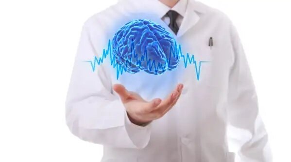 ۶ عادتی که مغز را پیر می‌کنند