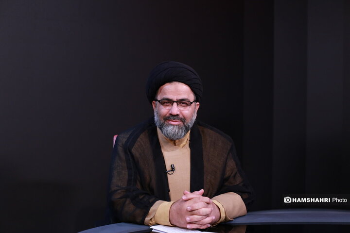 تببین صحبت های رهبری