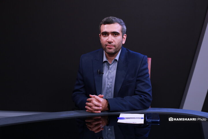 تببین صحبت های رهبری