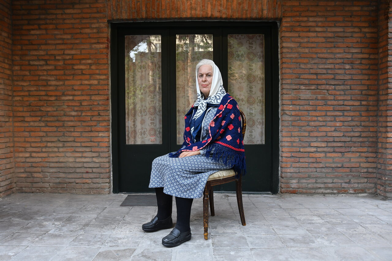 شما هم به خانه سیمین و جلال دعوتید