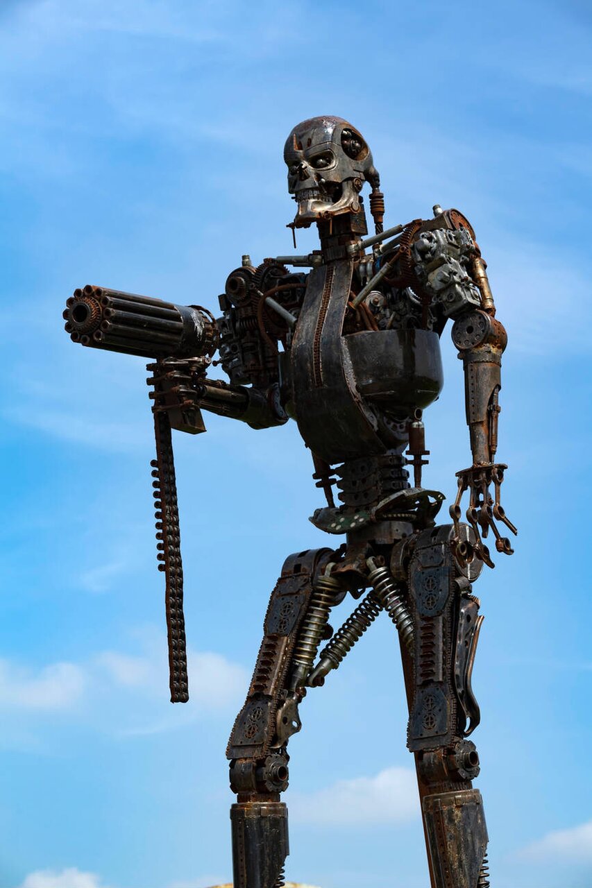 این روبات‌ها، قاتل هستند! | روبات‌ها خودسر می‌شوند؟