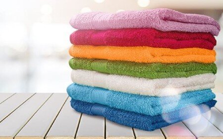 نکات طلایی برای داشتن حوله های نرم و خوشبو | چطور لکهها را از روی حوله پاک کنیم؟