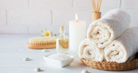 نکات طلایی برای داشتن حوله های نرم و خوشبو | چطور لکهها را از روی حوله پاک کنیم؟