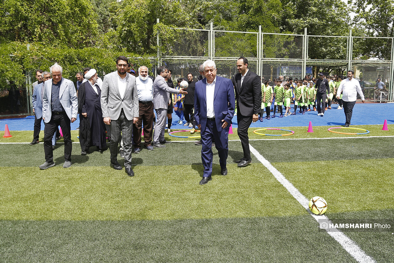 افتتاح زمین چمن مصنوعی بوستان رازی