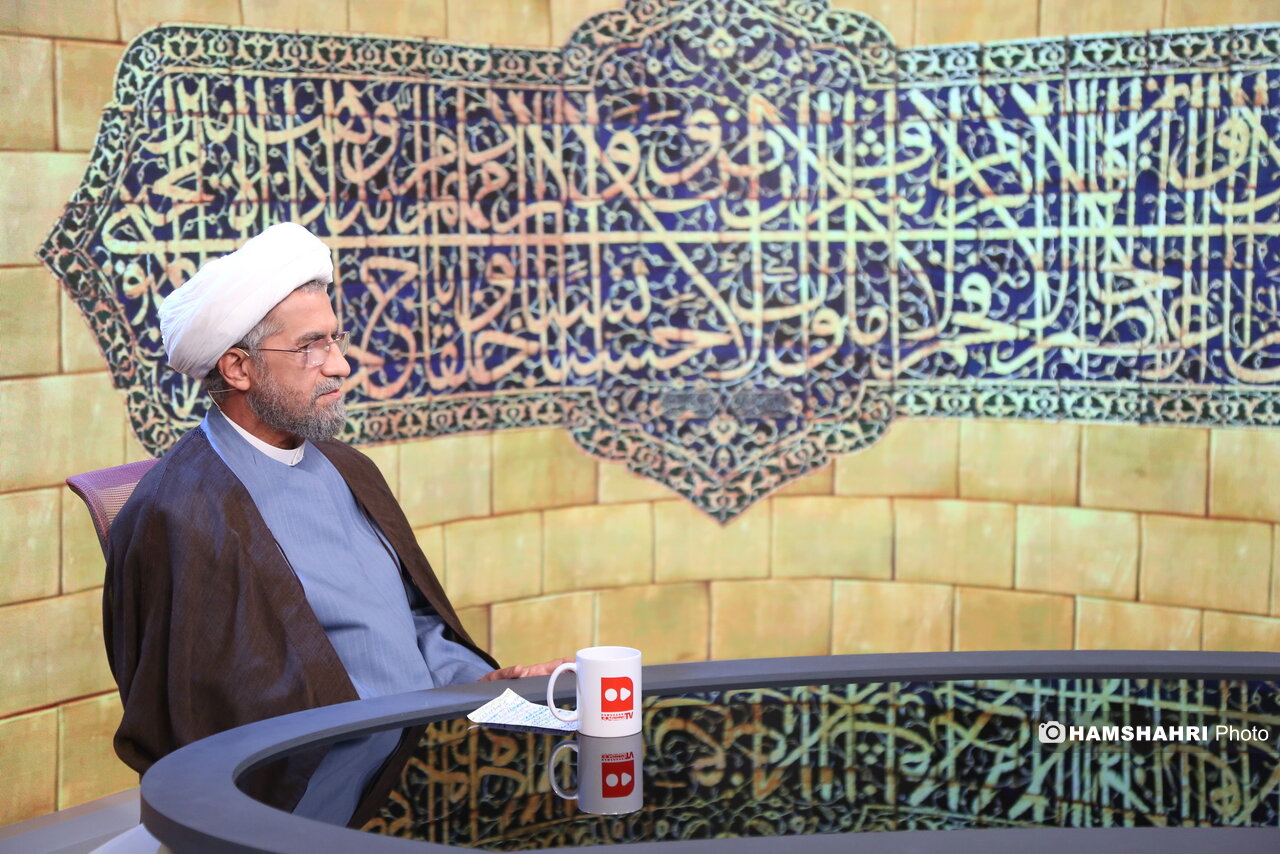 آتشکار: مسلمان شدن ایرانی‌ها نتیجه حمله عرب‌ها نبود