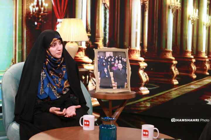 درجه یک با حضور زهرا بهروز آذر