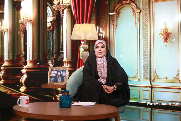 درجه یک با حضور زهرا بهروز آذر