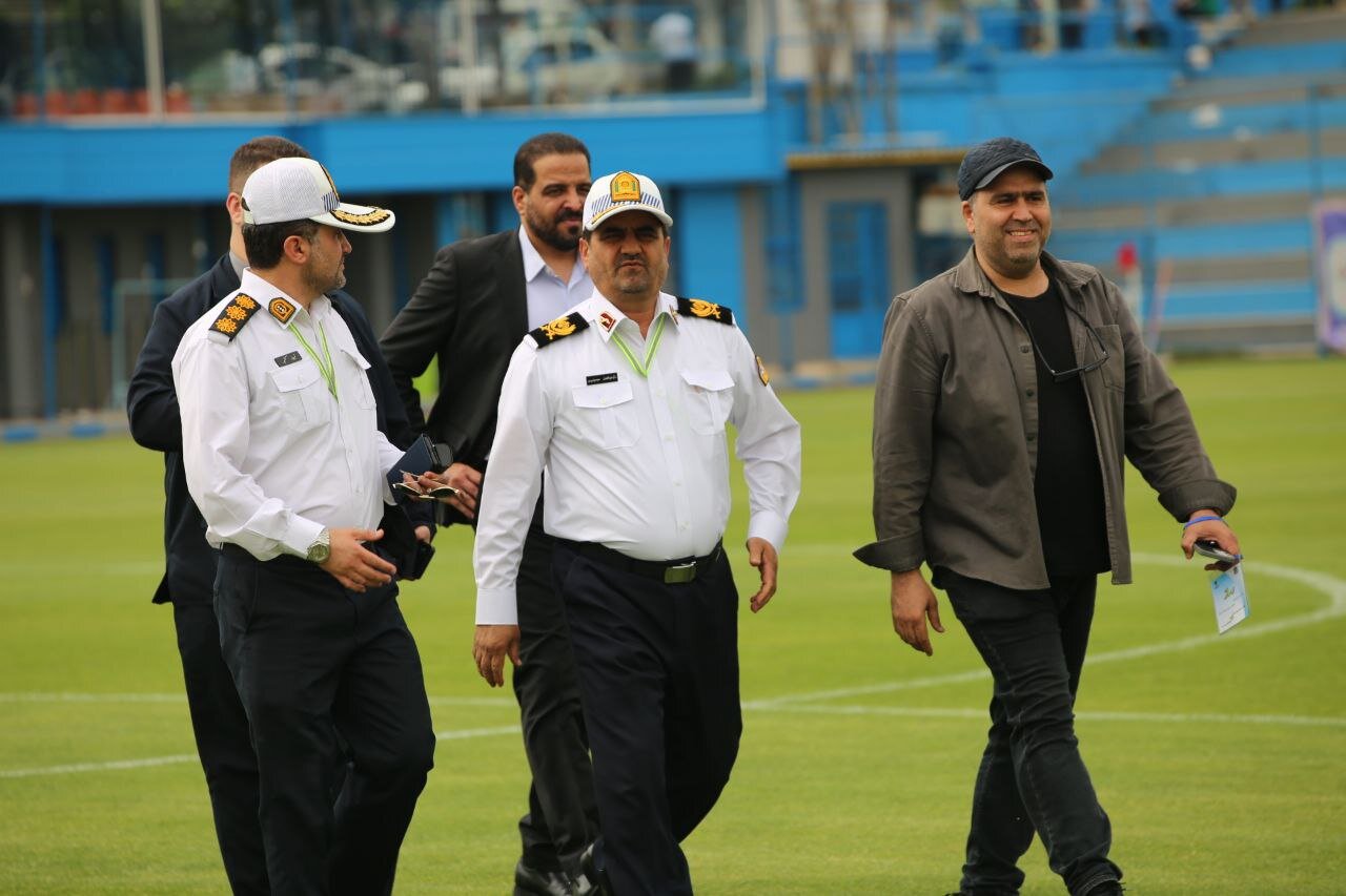 فوتبال به کمک راهنمایی و رانندگی آمد