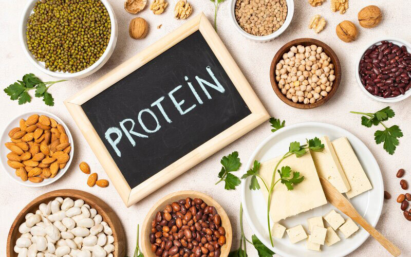 چگونه در خانه پودر پروتئین درست کنیم ؟ ؛ آموزش ساخت پودر پروتئین فقط با ۳ ماده غذایی