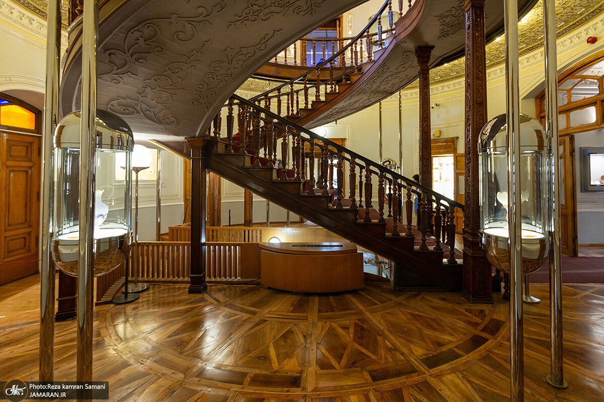 این موزه مجلل تهران به اندازه آثارش زیباست