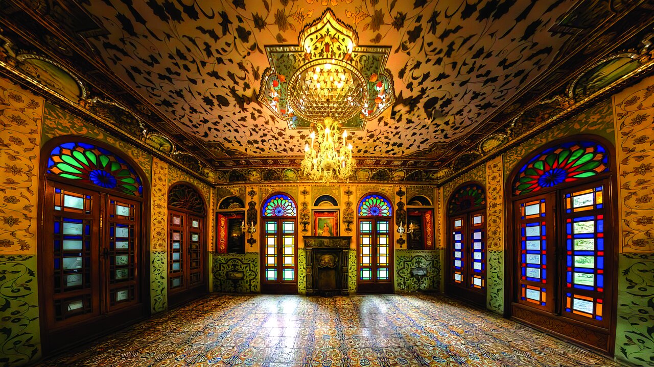 کاخی که ساختش از دوره صفوی تا قاجار طول کشید