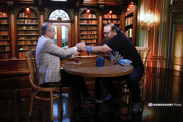 گفتگو با دکتر مهرداد بهلولی جراح و سرطان شناس و پزشک معالج محمد رضا شجریان