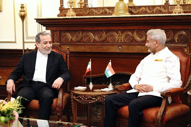 سالگرد روابط دیپلماتیک خود را جشن خواهیم گرفت | توئیت وزیر خارجه هند پس از دیدار عراقچی