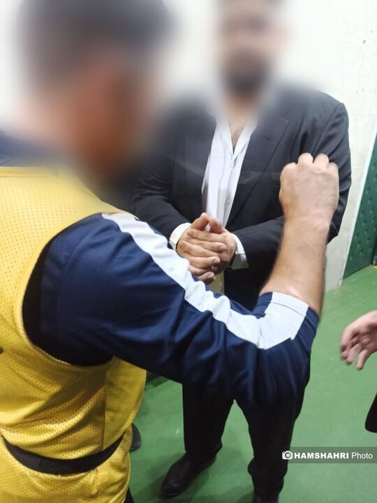 لحظه بازداشت ضارب افشین پیروانی
