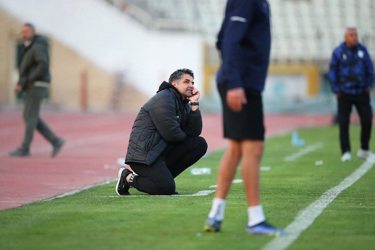 یک روز استقلال دنبالم میآید | دلارها باد کرده فقط به ماتزاری گیر دادهاند؟