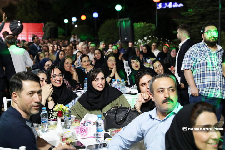 رو‌نمایی از تلویزیون اینترنتی همشهری