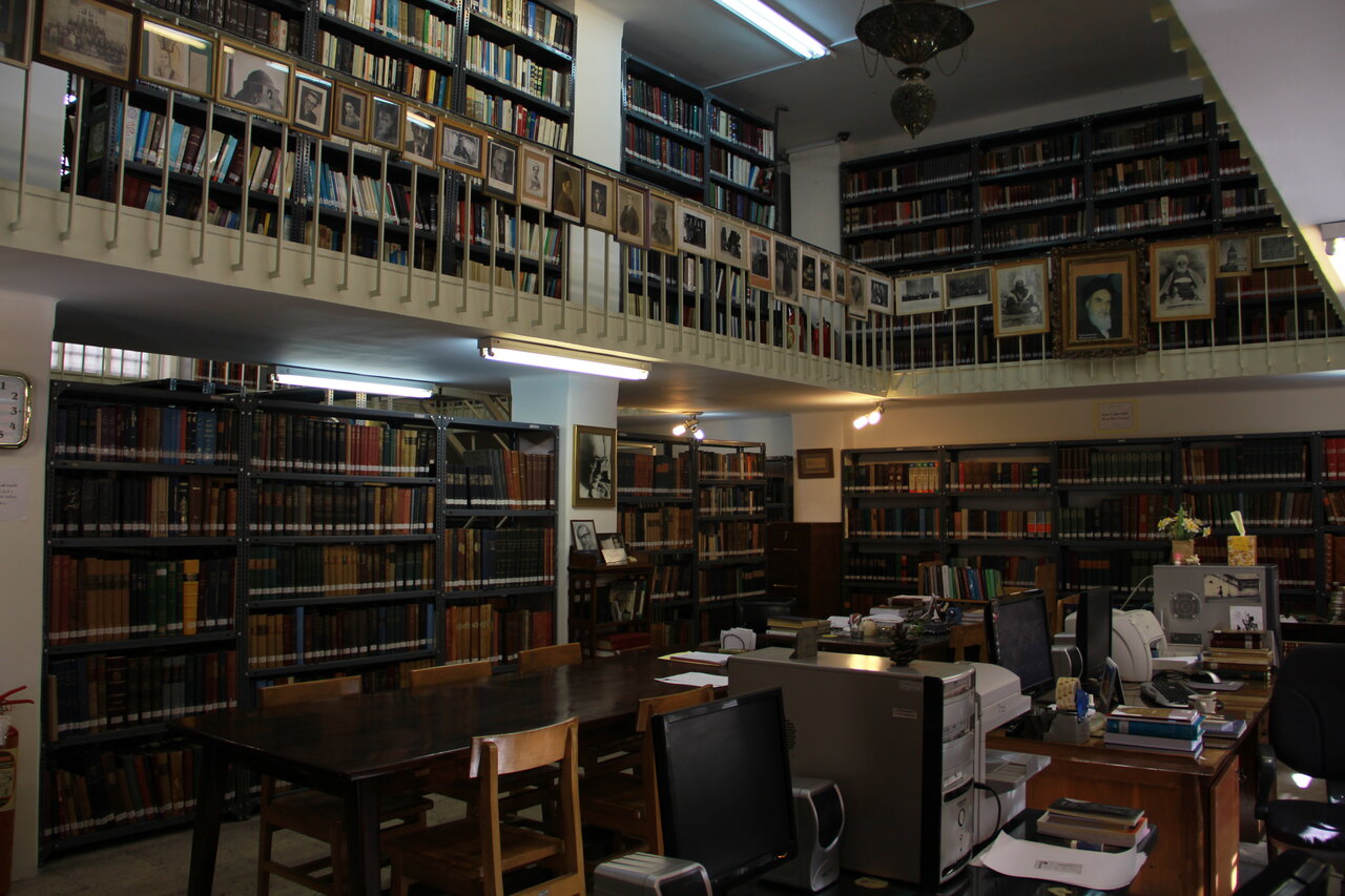 تماشای پنج گنج نظامی تا دستنوشته های چینی در پایتخت