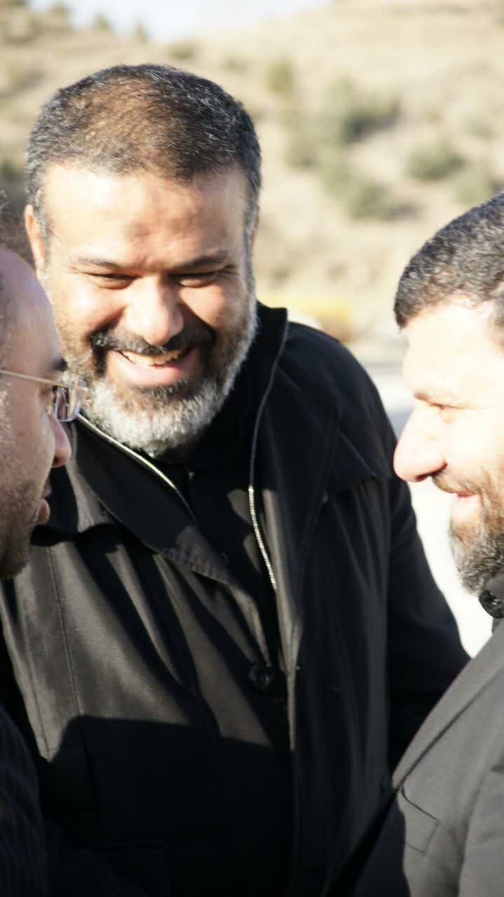 تصاویر دیده نشده از سرتیم حفاظت رییسی؛ ببینید | روایتی جالب از سردار موسوی و پدرش در نجف