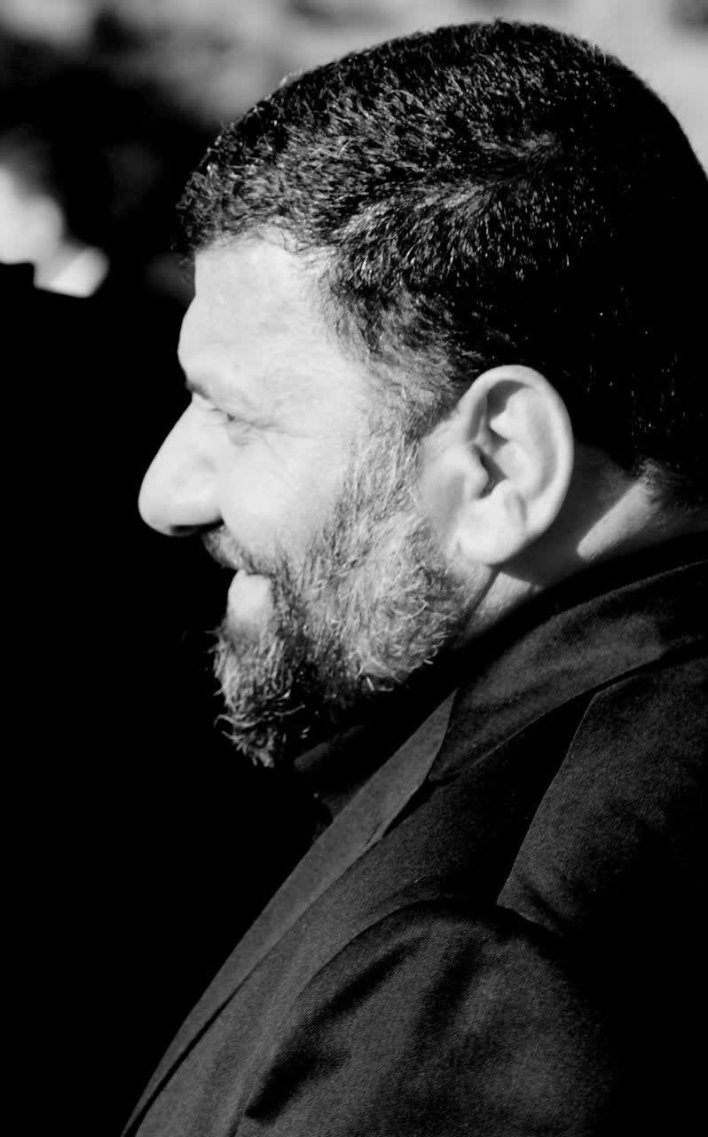 تصاویر دیده نشده از سرتیم حفاظت رییسی؛ ببینید | روایتی جالب از سردار موسوی و پدرش در نجف