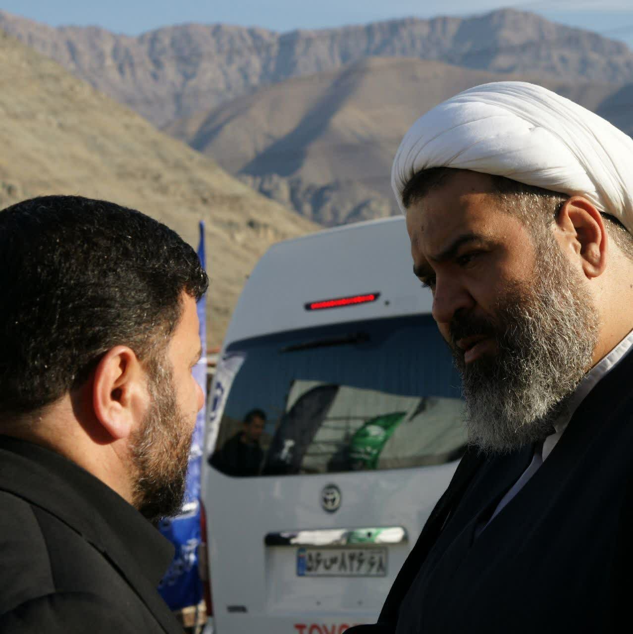 تصاویر دیده نشده از سرتیم حفاظت رییسی؛ ببینید | روایتی جالب از سردار موسوی و پدرش در نجف