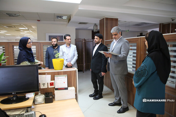 سوغات چینی در خیابان های تهران