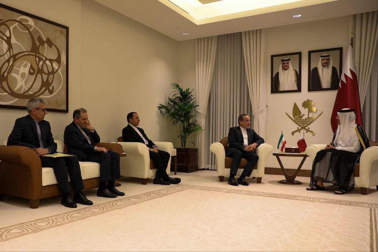 دیدار مهم عراقچی با همتای قطری در آستانه مذاکرات در عمان + جزئیات