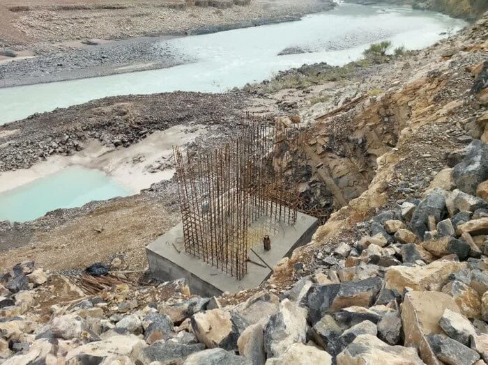 پایان تراژدی قطع انگشت در این منطقه | ساخت پل در مهم ترین ایل راه کشور