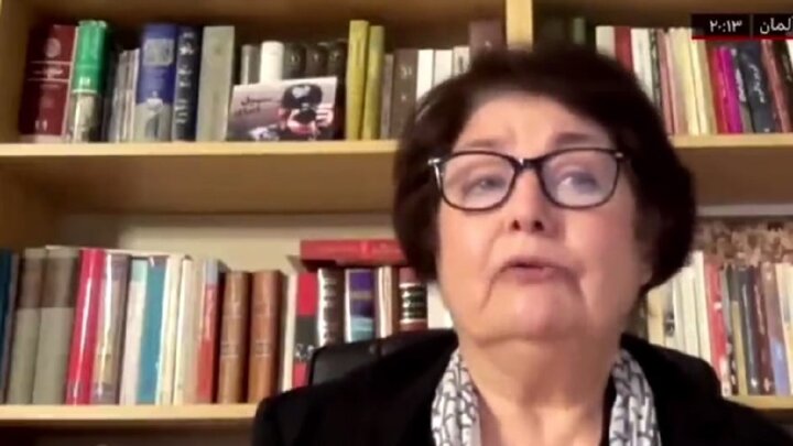 اظهارات طوفانی یک خانم تحلیلگر سیاسی در دفاع از وطن! + ویدئو