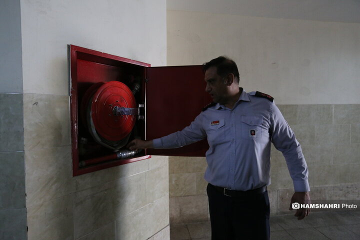 پایش میدانی ایمنی و آتش نشانی ساختمان های ناایمن شهر تهران