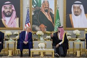 اقدام جنجالی ترامپ در مقابل چشمان بن سلمان در عربستان