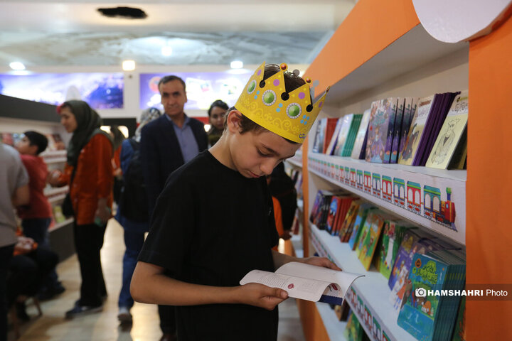 سی و ششمین نمایشگاه کتاب تهران - روز هفتم