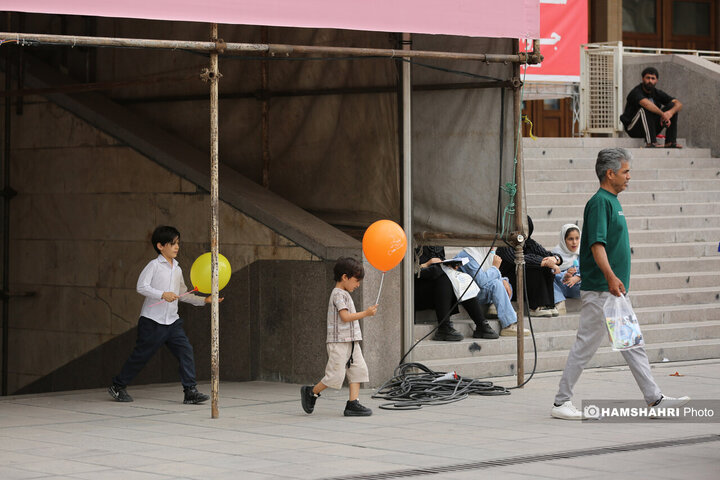 سی و ششمین نمایشگاه کتاب تهران - روز هفتم