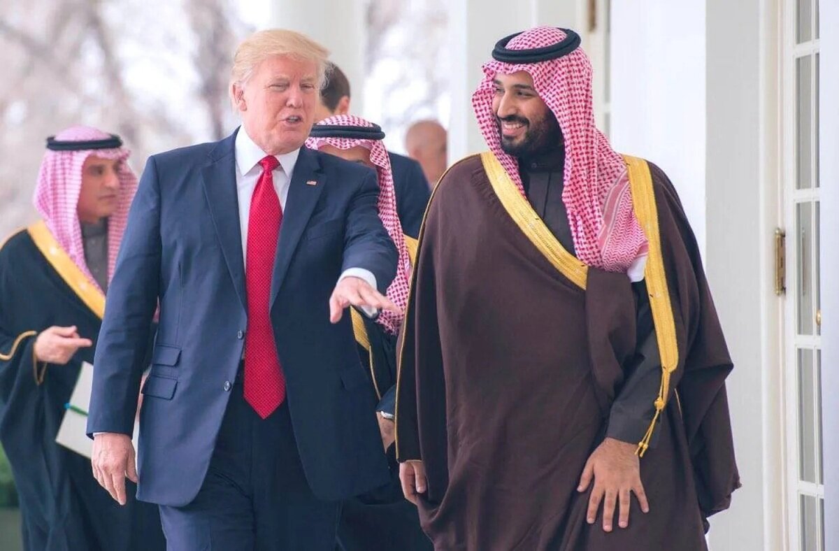 لحظه امضای سند شراکت راهبردی میان ترامپ و بن‌سلمان | ویدئو
