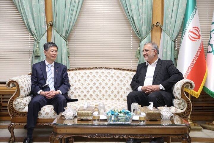 دیدار زاکانی با سفیر چین