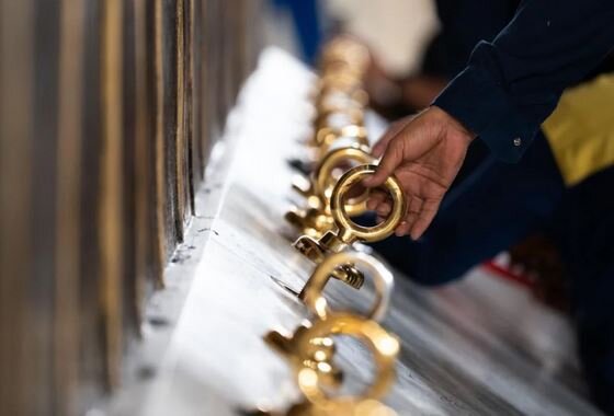 کعبه لباس احرام به تن کرد + ویدئو