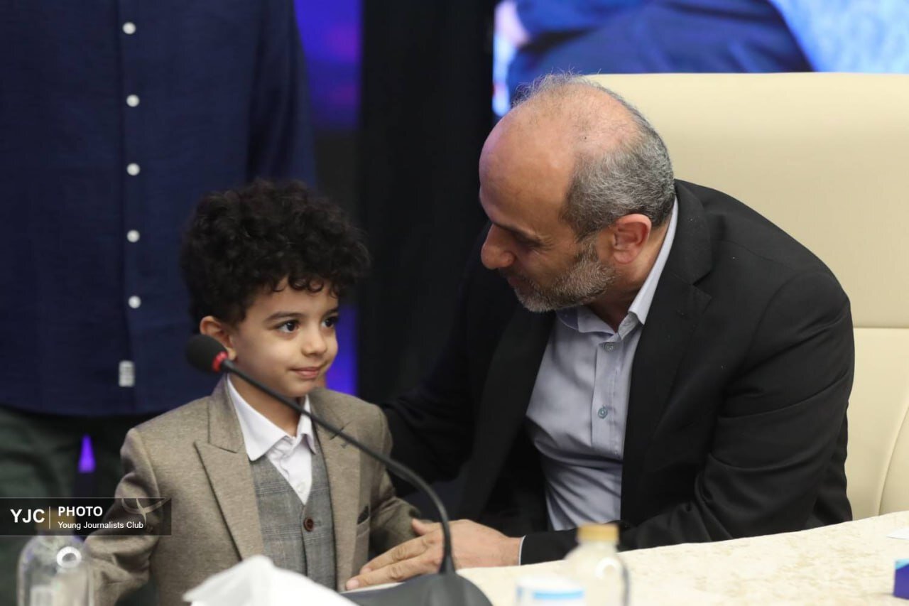 جدیدترین تصاویر از بازیگران مجموعه تلویزیونی پایتخت در یک مراسم رسمی | تصاویر