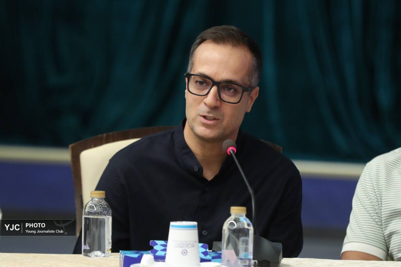 جدیدترین تصاویر از بازیگران مجموعه تلویزیونی پایتخت در یک مراسم رسمی | تصاویر